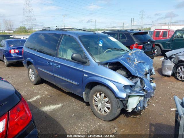  Salvage Chrysler Town & Country