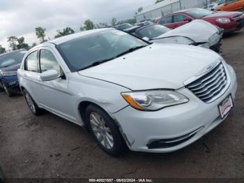  Salvage Chrysler 200