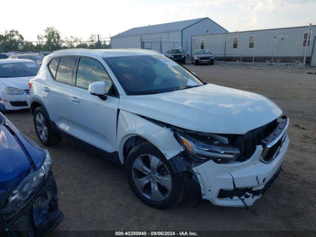  Salvage Volvo XC40