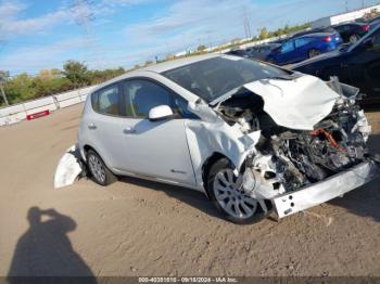  Salvage Nissan LEAF