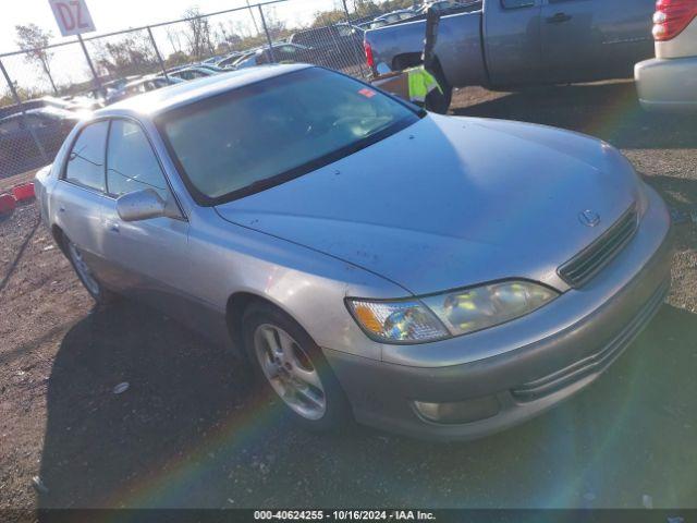  Salvage Lexus Es