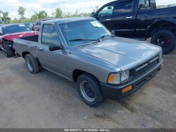  Salvage Toyota Pickup