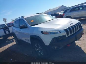  Salvage Jeep Cherokee