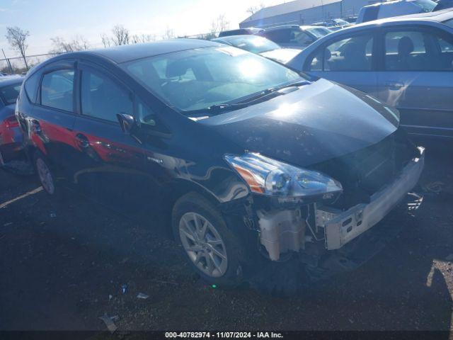  Salvage Toyota Prius v