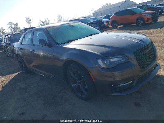  Salvage Chrysler 300