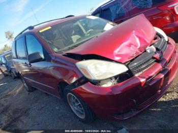  Salvage Toyota Sienna