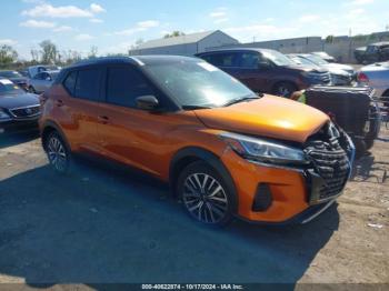  Salvage Nissan Kicks