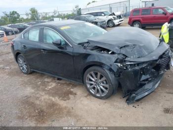  Salvage Mazda Mazda3