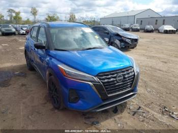  Salvage Nissan Kicks