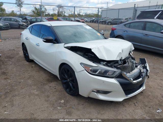  Salvage Nissan Maxima