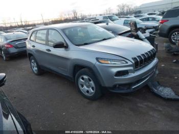  Salvage Jeep Cherokee