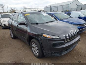  Salvage Jeep Cherokee