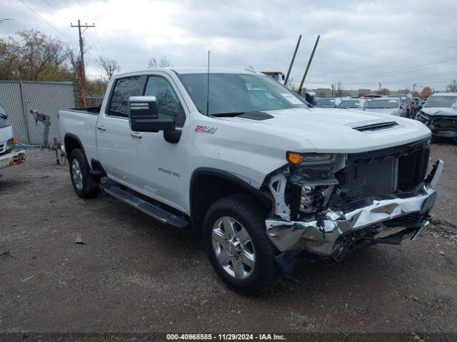  Salvage Chevrolet Silverado 2500