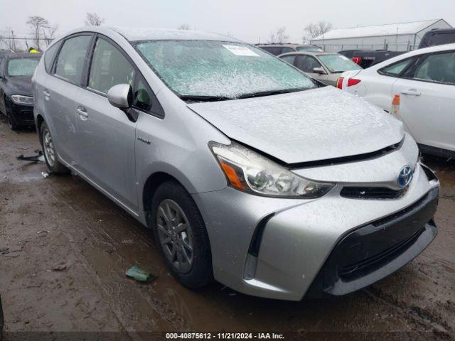  Salvage Toyota Prius v