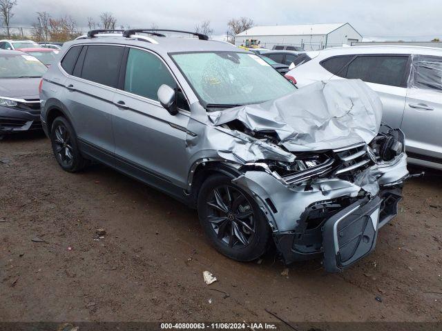  Salvage Volkswagen Tiguan