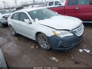  Salvage Chrysler 200