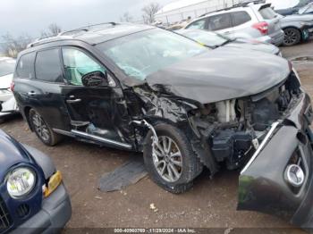  Salvage Nissan Pathfinder