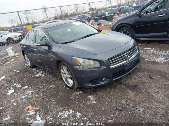  Salvage Nissan Maxima