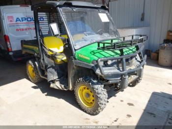  Salvage John Deere Gator 825i