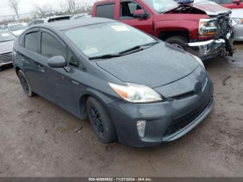  Salvage Toyota Prius