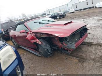  Salvage Ford Mustang