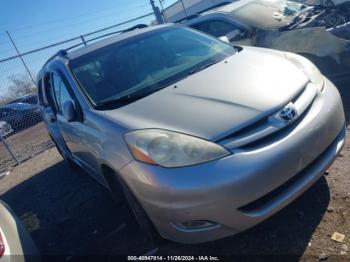  Salvage Toyota Sienna