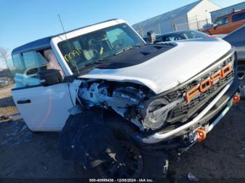  Salvage Ford Bronco