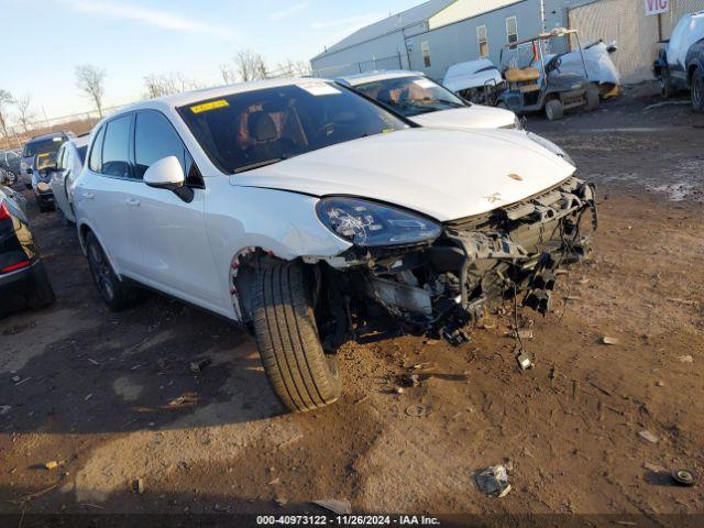  Salvage Porsche Cayenne