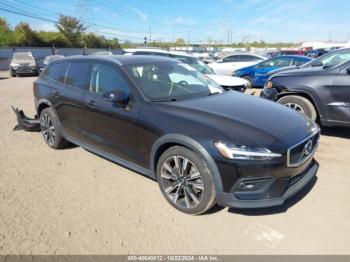  Salvage Volvo V60 Cross Country