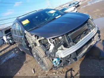  Salvage Chrysler Pacifica