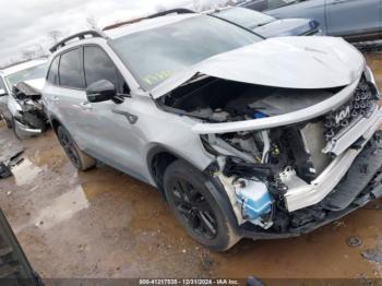  Salvage Kia Sorento