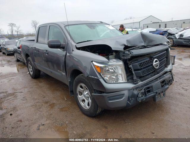  Salvage Nissan Titan