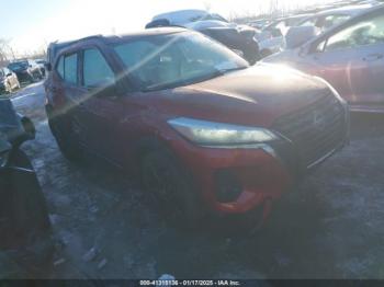  Salvage Nissan Kicks