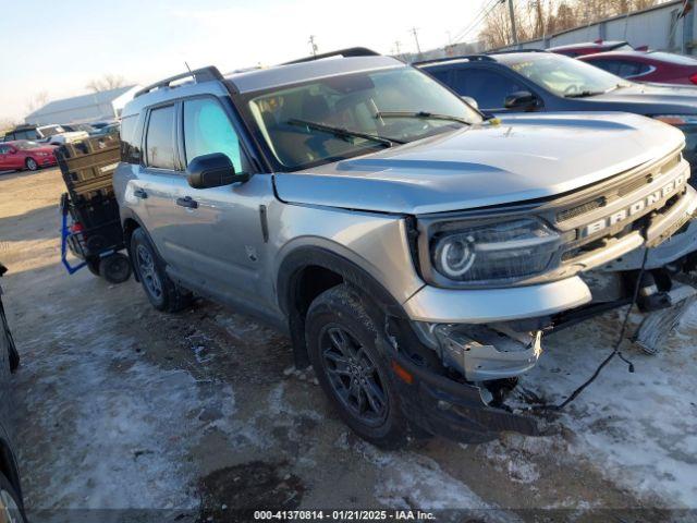  Salvage Ford Bronco