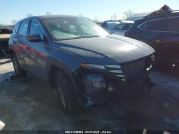  Salvage Hyundai TUCSON