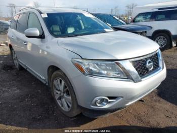  Salvage Nissan Pathfinder