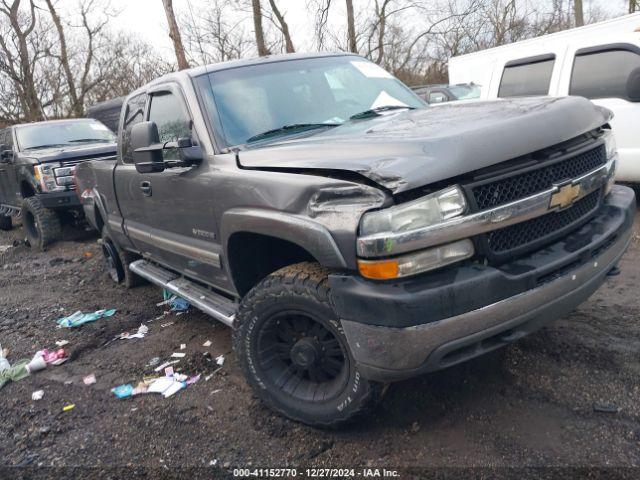  Salvage Chevrolet Silverado 2500