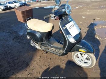  Salvage Vespa Lx