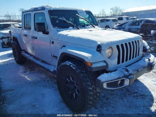  Salvage Jeep Gladiator