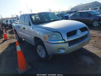  Salvage Mitsubishi Raider