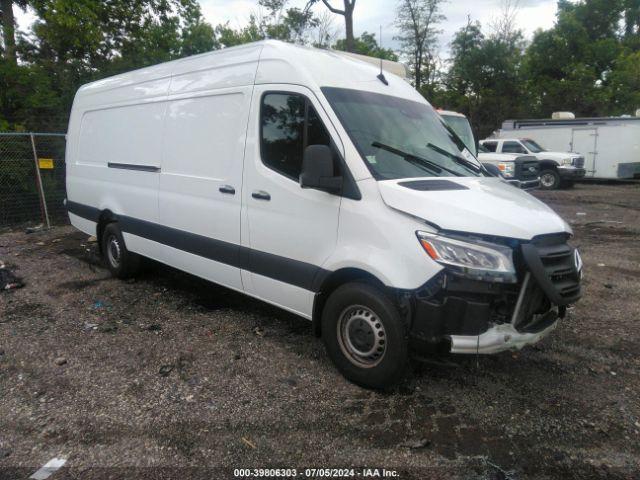  Salvage Mercedes-Benz Sprinter 2500