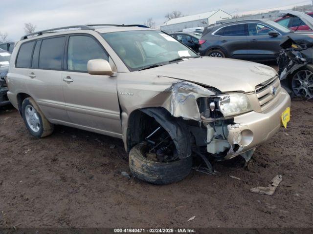  Salvage Toyota Highlander