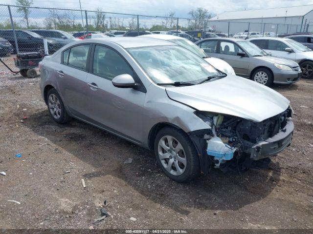  Salvage Mazda Mazda3