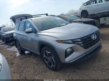  Salvage Hyundai TUCSON