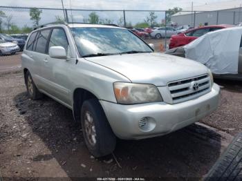  Salvage Toyota Highlander