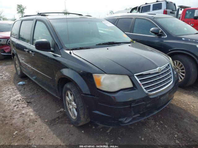  Salvage Chrysler Town & Country