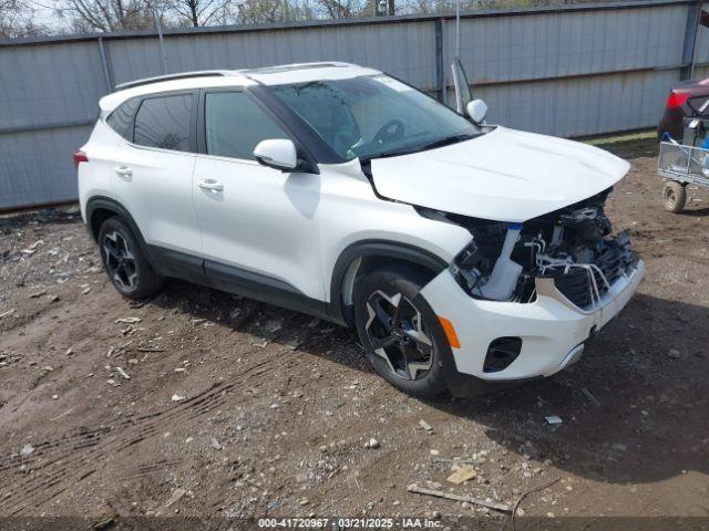  Salvage Kia Seltos