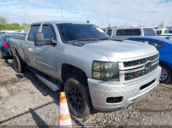  Salvage Chevrolet Silverado 2500