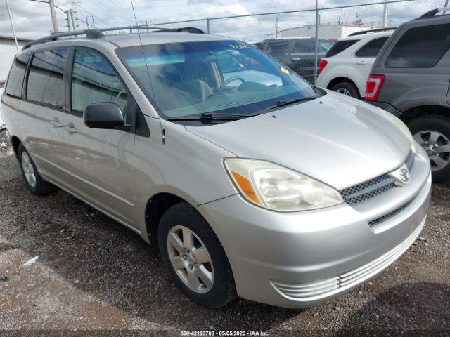  Salvage Toyota Sienna