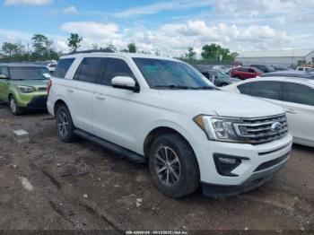  Salvage Ford Expedition